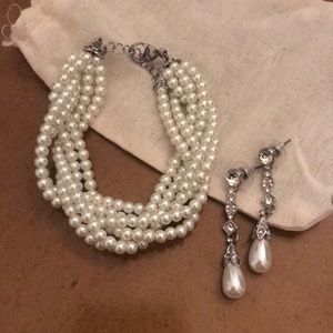 earring and bracelet set
